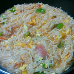 Egg Chowmin (Gravy) : Avinandan Restaurant Jalpaiguri