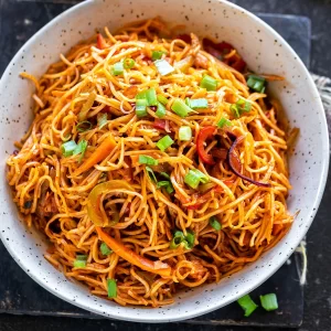 Egg Chicken Schezwan Noodles : Hungry Spoon Jalpaiguri